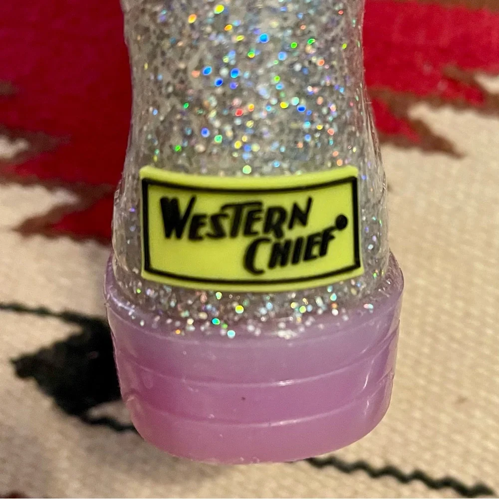 Western Chief Kids Silver Purple Shimmer Light-Up Waterproof Rain Boots Size 6